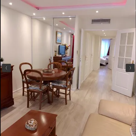 Charming 49 M Nest In Apartment